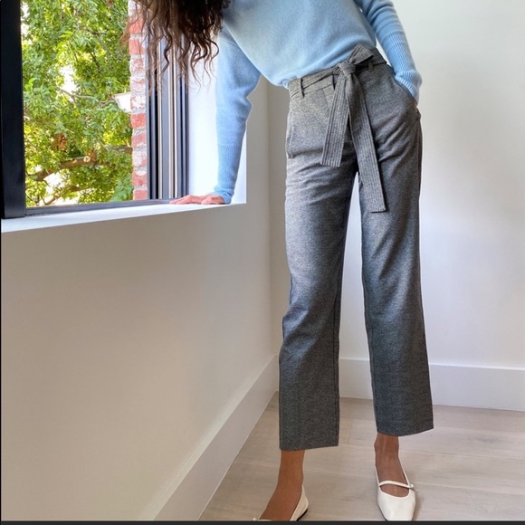 Aritzia Pants - Wilfred tie front pant